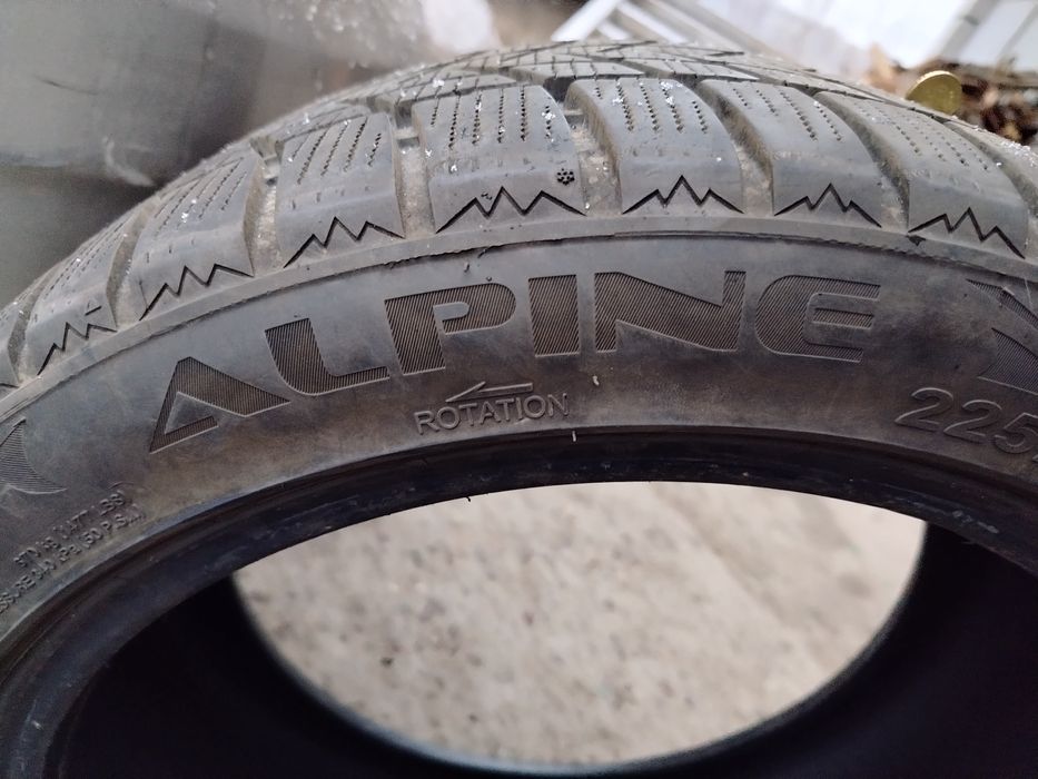 Гуми 225 45 17 зимни