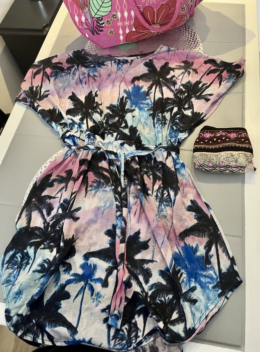 Бански, бюстиета за фитнес, халат за баня