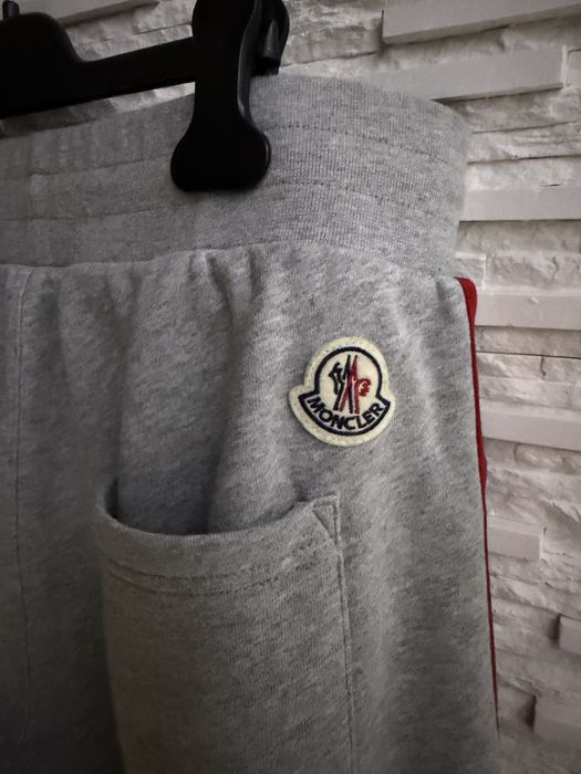 Спортно долнище Moncler