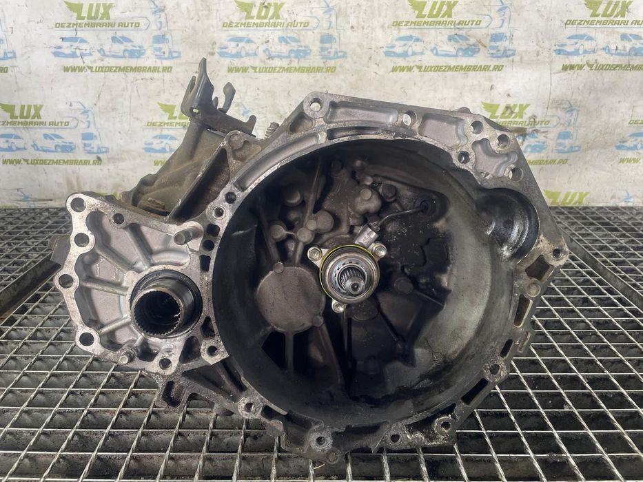 Cutie viteze manual 5 trepte 4x4 C401G209 1.4 d 1NDTV Toyota Urban Cr