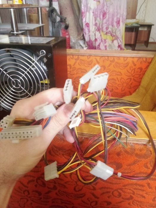 Блок Питания ПК HuntKey!