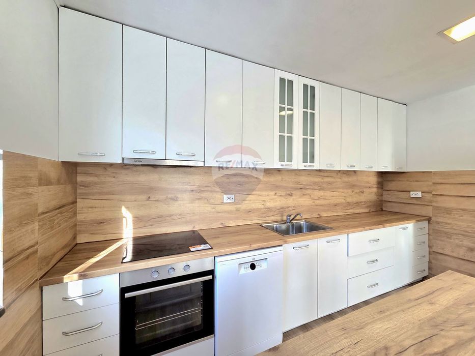 Дава се под наем Къща в с. Кичево, Област Варна - 100 кв.м за 1166.88 € - Снимка #4