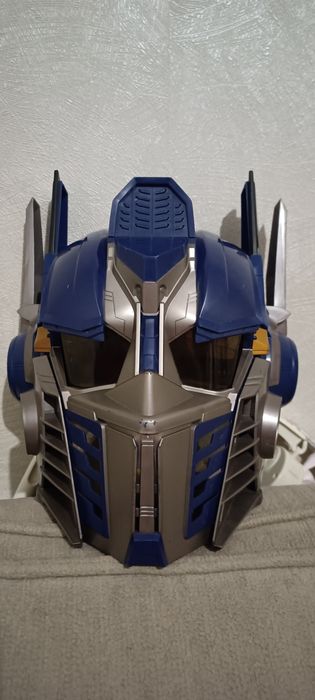 Шлем Оптимус Прайм  хасбро