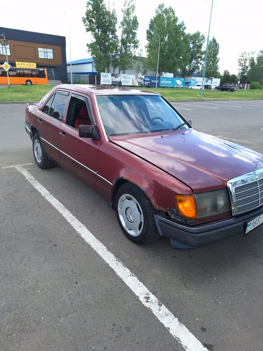 Мерседес 124 (автомат)