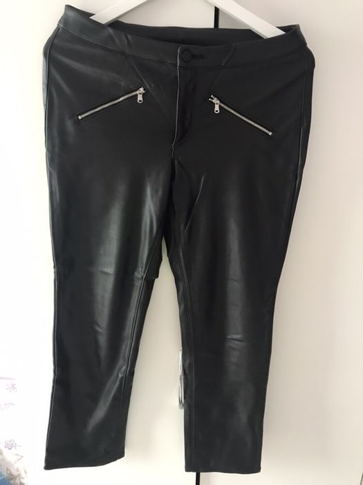 Pantaloni negri camaieu