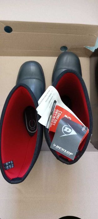 Резиновые сапоги брэнда "DUNLOP"