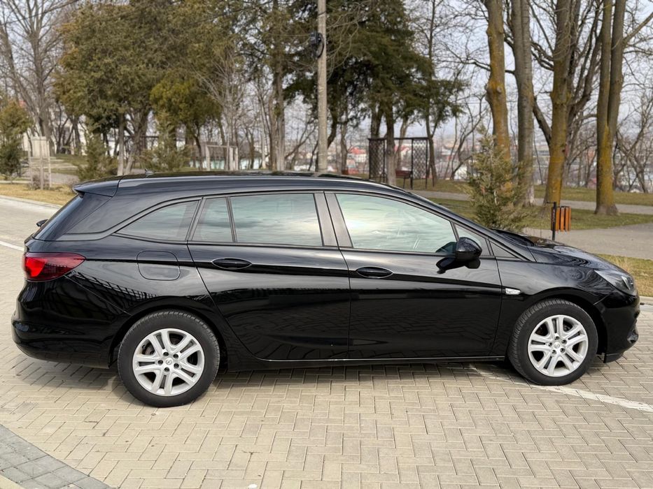 Opel Astra K 2022 1.2 131Cp