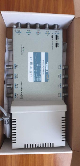 Multiswitch terra NOU, 4/5 întrări VL,HL,VH,HH, CU 8 ieșiri