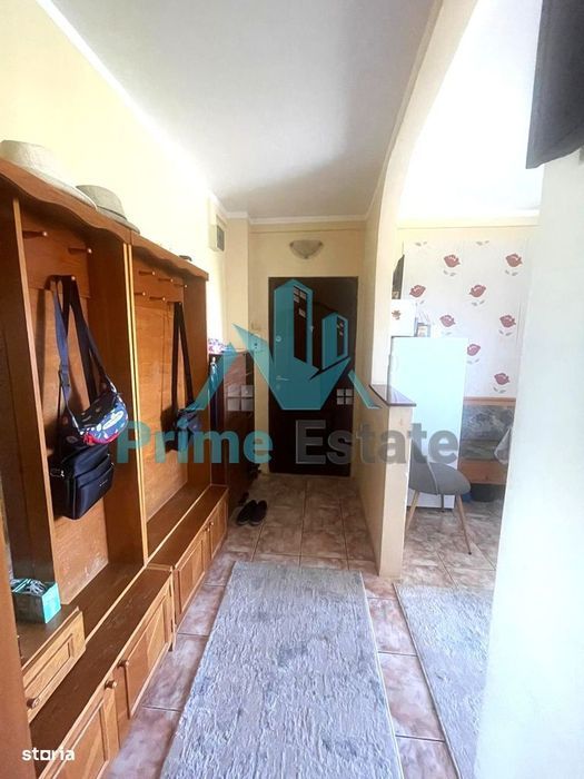 Apartament 2 camere decomandate Intre Lacuri