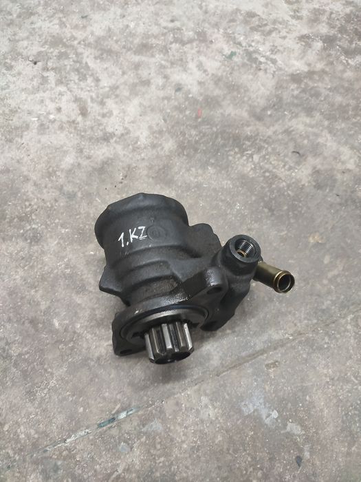 Гур насос Carina