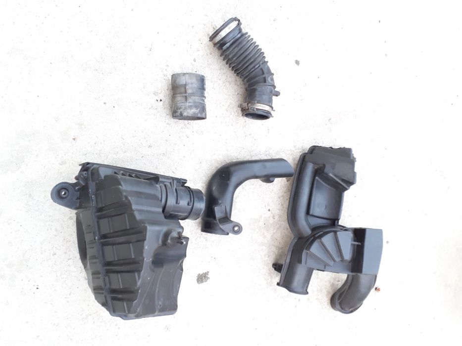 Carcasa Filtru Aer Renault Megane 3 Scenic Clio 1.5 Dci 110 Cp Euro 5