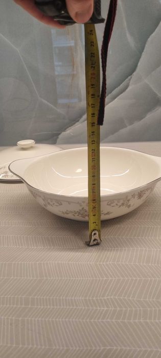 Порцеланов супник, съд за топло сервиране Royal Doulton