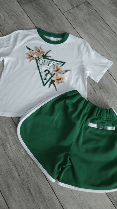 Детски комплект GUESS