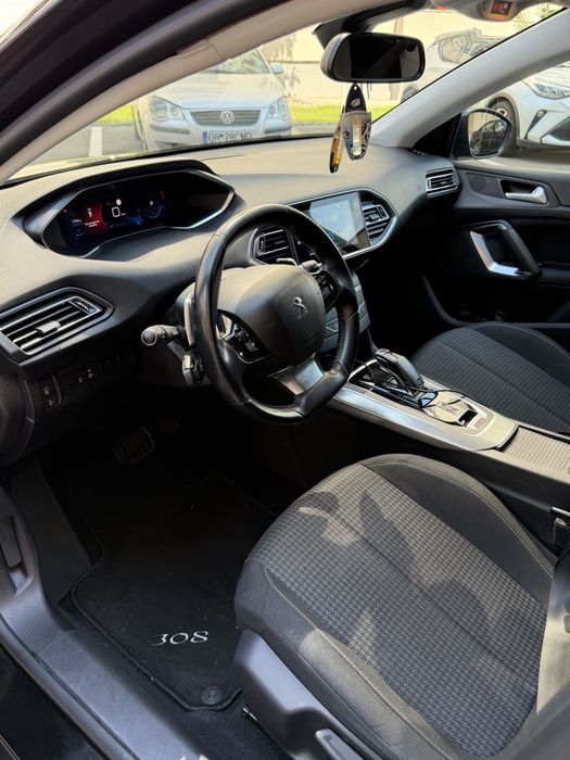 Peugeot 308 1.5HDi 130cp