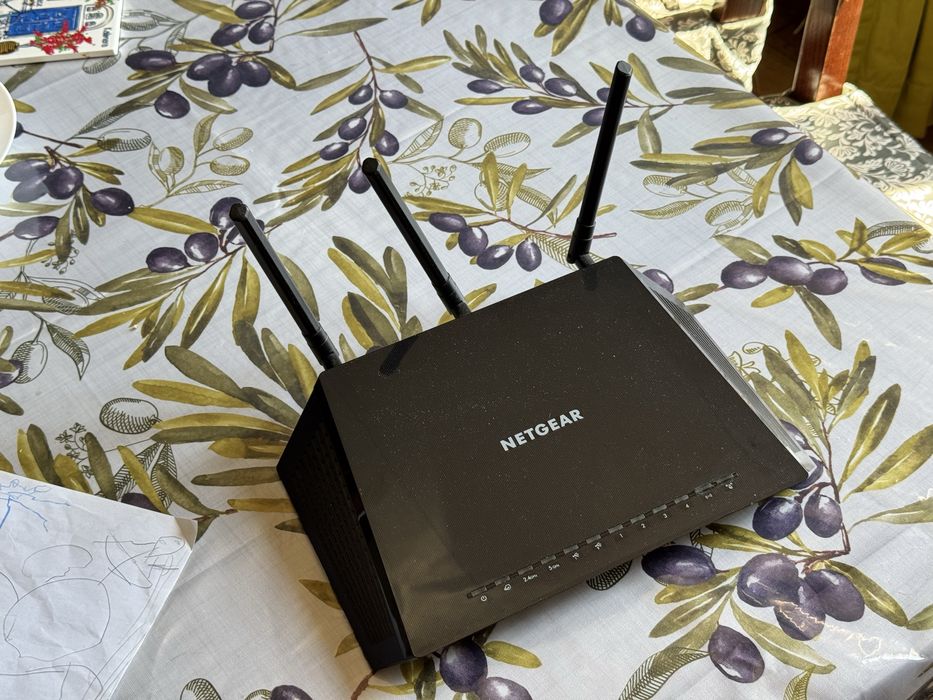 Интернет Рутер NetGear