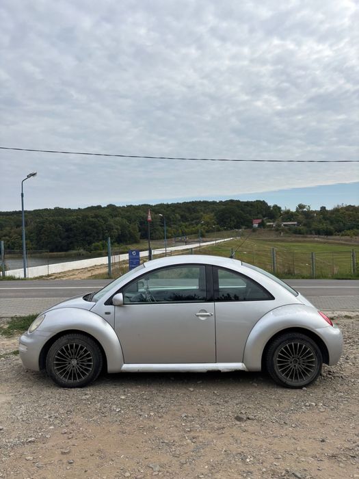 Volkswagen New Beetle 2001, 1.6 benzina