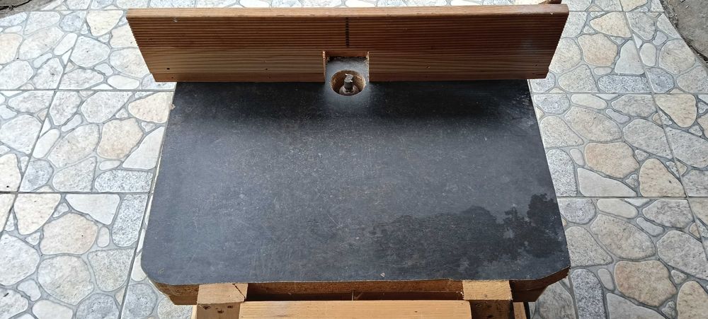 Freza electrica  lemn