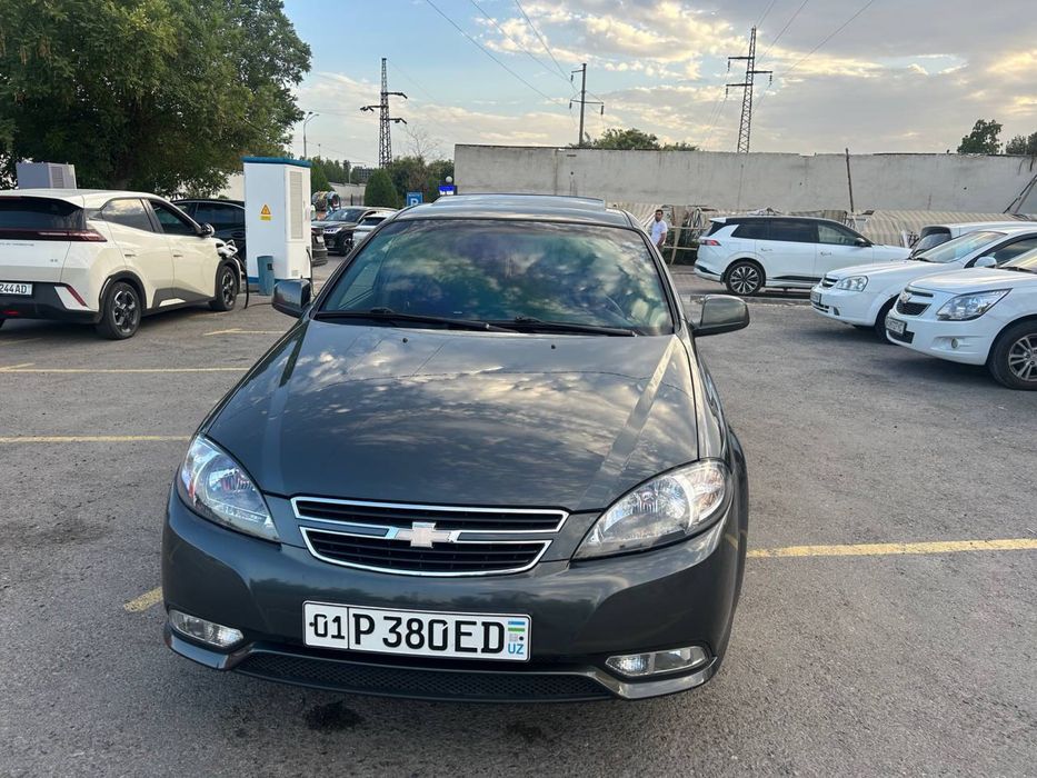 Jentra 3 pozitsiya 2019 yil 78.000 km toza