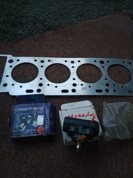 Щетки 2 шт размер 20.30.50.