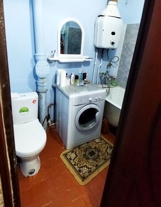 1 хонали Уй сотилади срочна