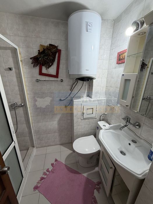 Продава се Тристаен апартамент в Бургас, Възраждане - 90 кв.м за 1111 €/кв.м - Снимка #11