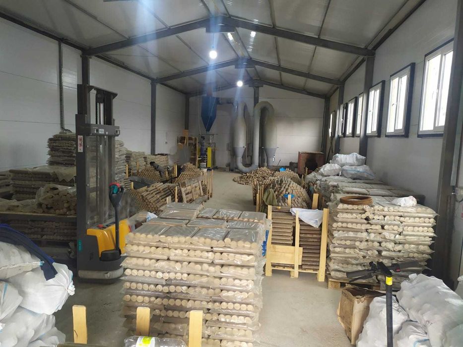 Presa brichete rumegus si paie Ucraina