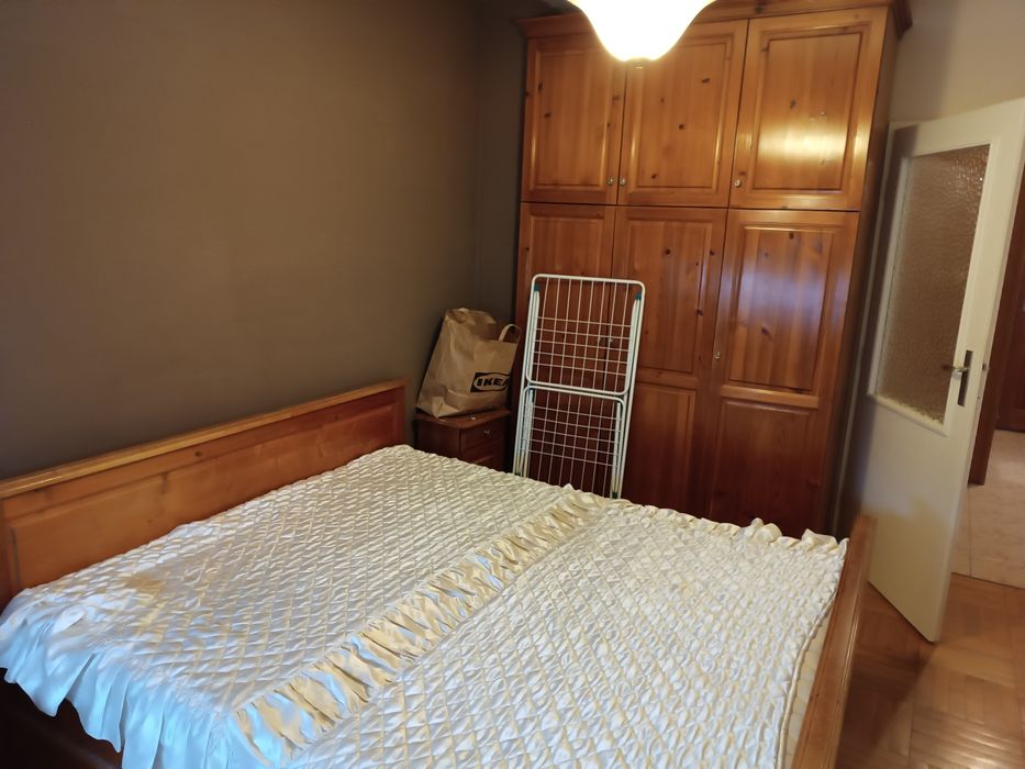 Дава се под наем Тристаен апартамент в Пазарджик, Център - 80 кв.м за 280.5 € - Снимка #1