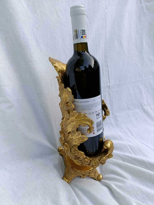 Suport sticla de vin model baroc in foita de aur
