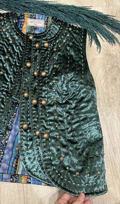 Кажекей бренд AKMADU