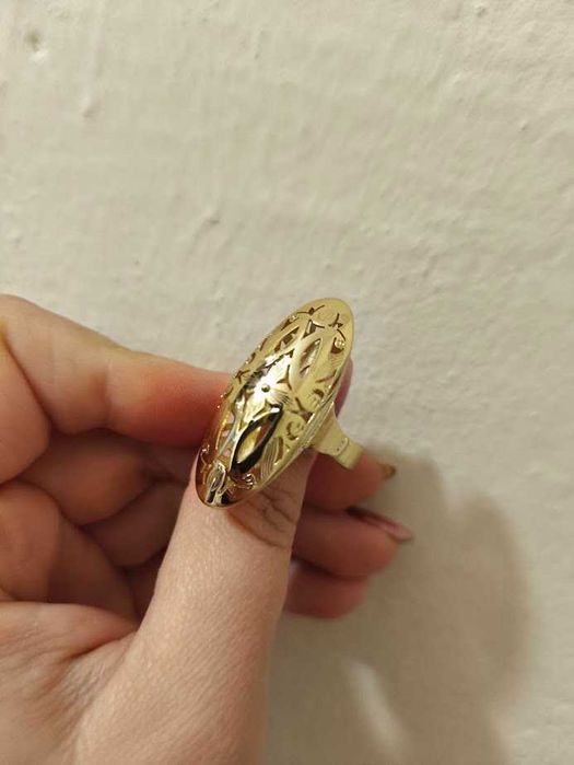 Позлатен пръстен