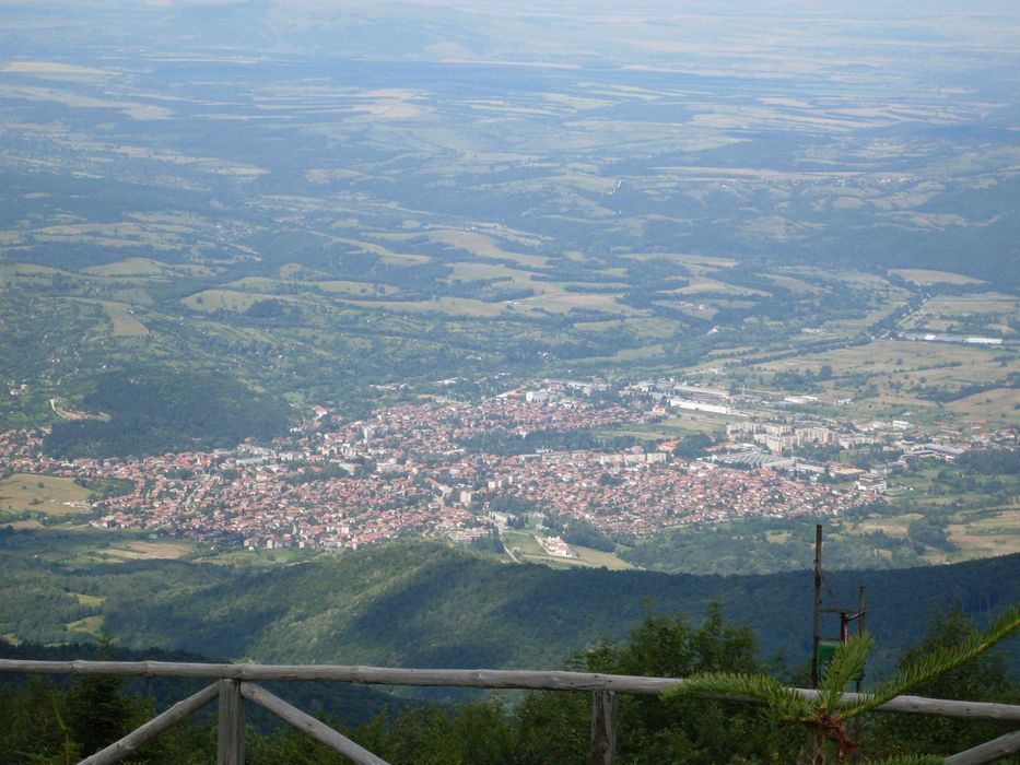 Продава се Къща в Берковица - 205 кв.м за 398 €/кв.м - Снимка #16