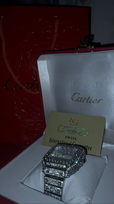 Часовник Cartier