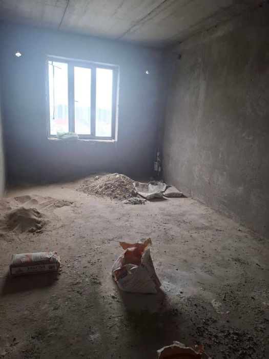 Latico tomondan 2xonalik karobka kvartira sotiladi №62