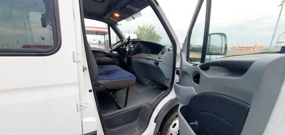 Iveco 35c15 7 locuri Basculabil doka cabină dublă
