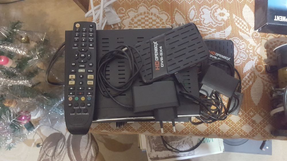 Продам спутниковые тюнеры