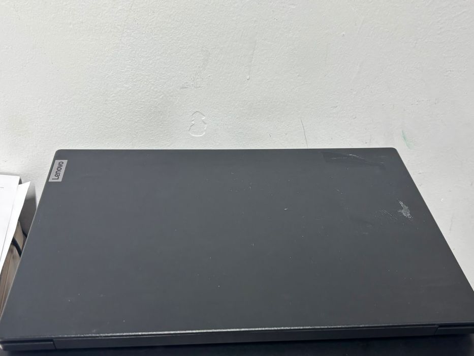 Ноутбут Lenovo 2024