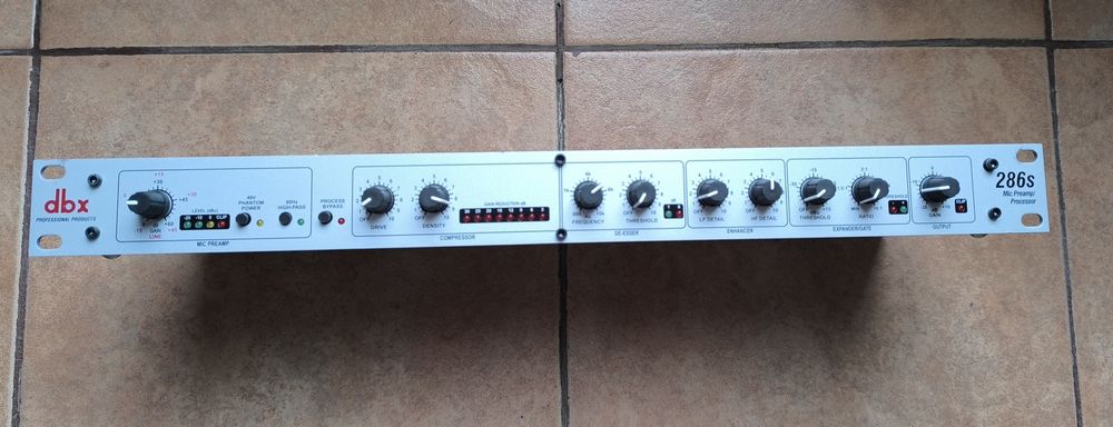 Procesor microfon DBX 286s