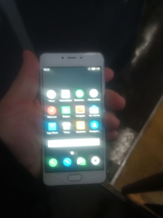 Продам телефон meizu