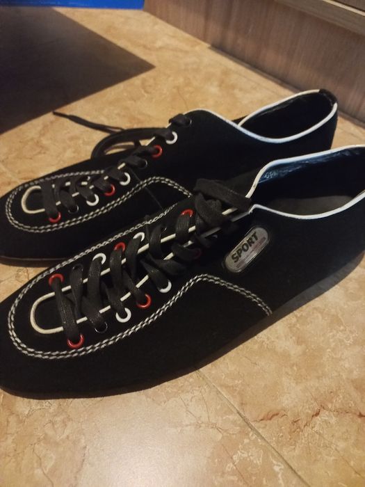 Продам мужскую обувь PRADA