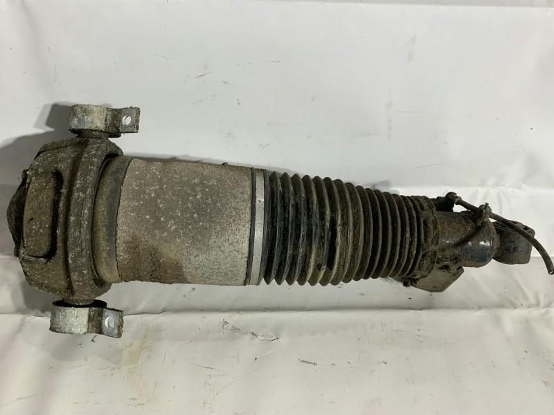 Perna de aer stanga spate Audi Q7 4L 7L8616019C
