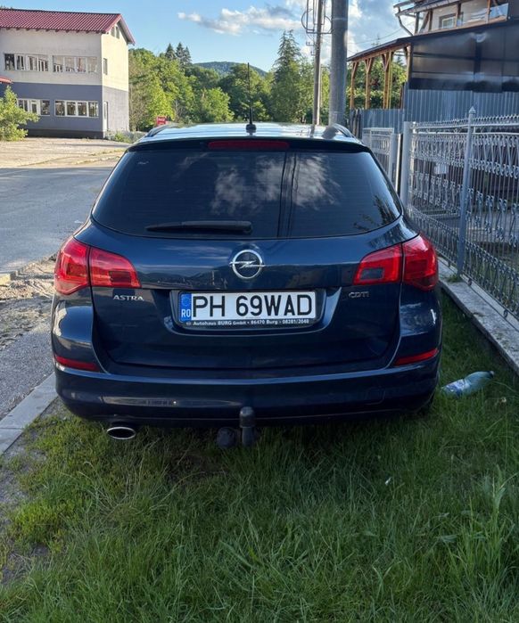 Opel Astra J 2012 2.0 CDTI 160CP