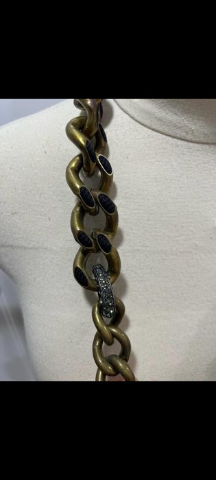 Lanvin>
Укpaшение