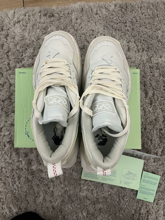 Vând adidași Off-White model Virgil Abloh, mărimea 43, noi (nepurtati)