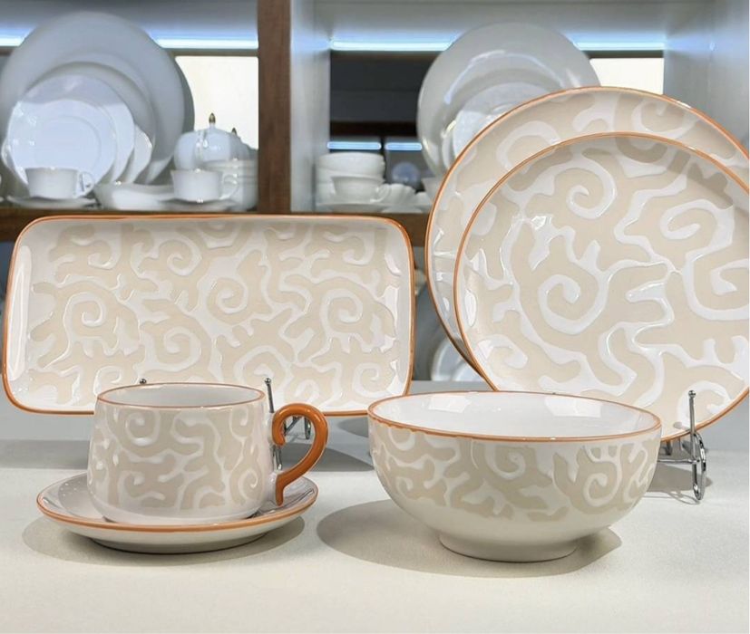 Мантоварка, сервиз чайно-столовый