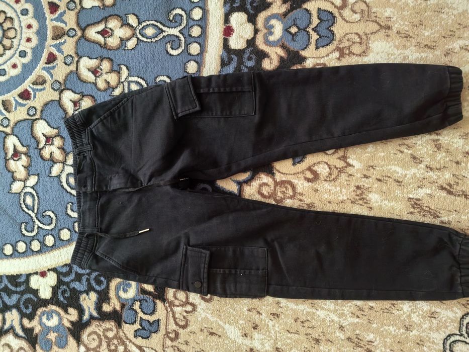 Продам Джогеры с мехом почти новые