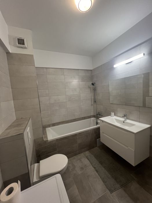 Apartament de închiriat 1 cameră și parcare subterană- amsamblul rezidential Luminia