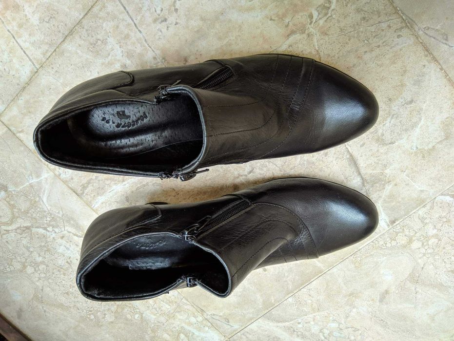 Дамски обувки - естествена кожа - 38 номер