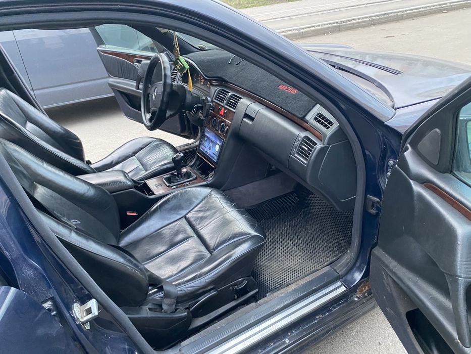 Продам Мерседес Е класс