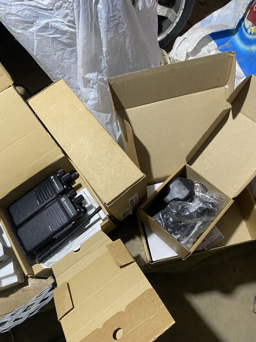 Motorola DP2400e — новые рации, 2 шт.