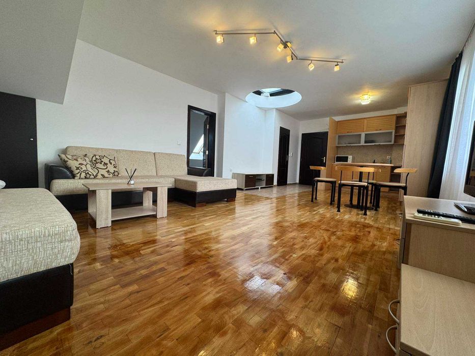 Дава се под наем Двустаен апартамент в Варна, Център - 65 кв.м за 663 € - Снимка #11